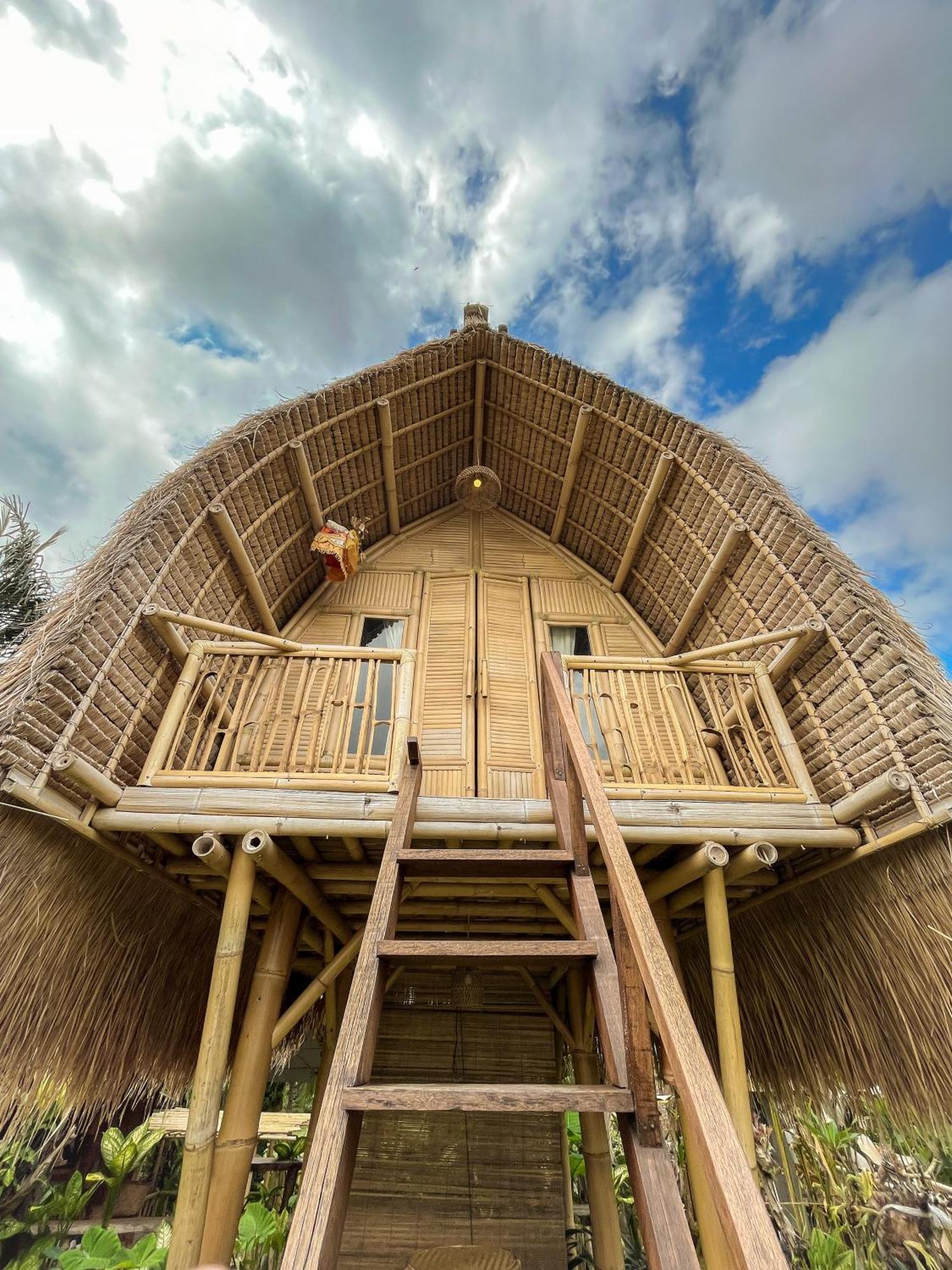 Kawig Bamboo House - Ricefield View, Eco Bamboo Home Tampaksiring ภายนอก รูปภาพ