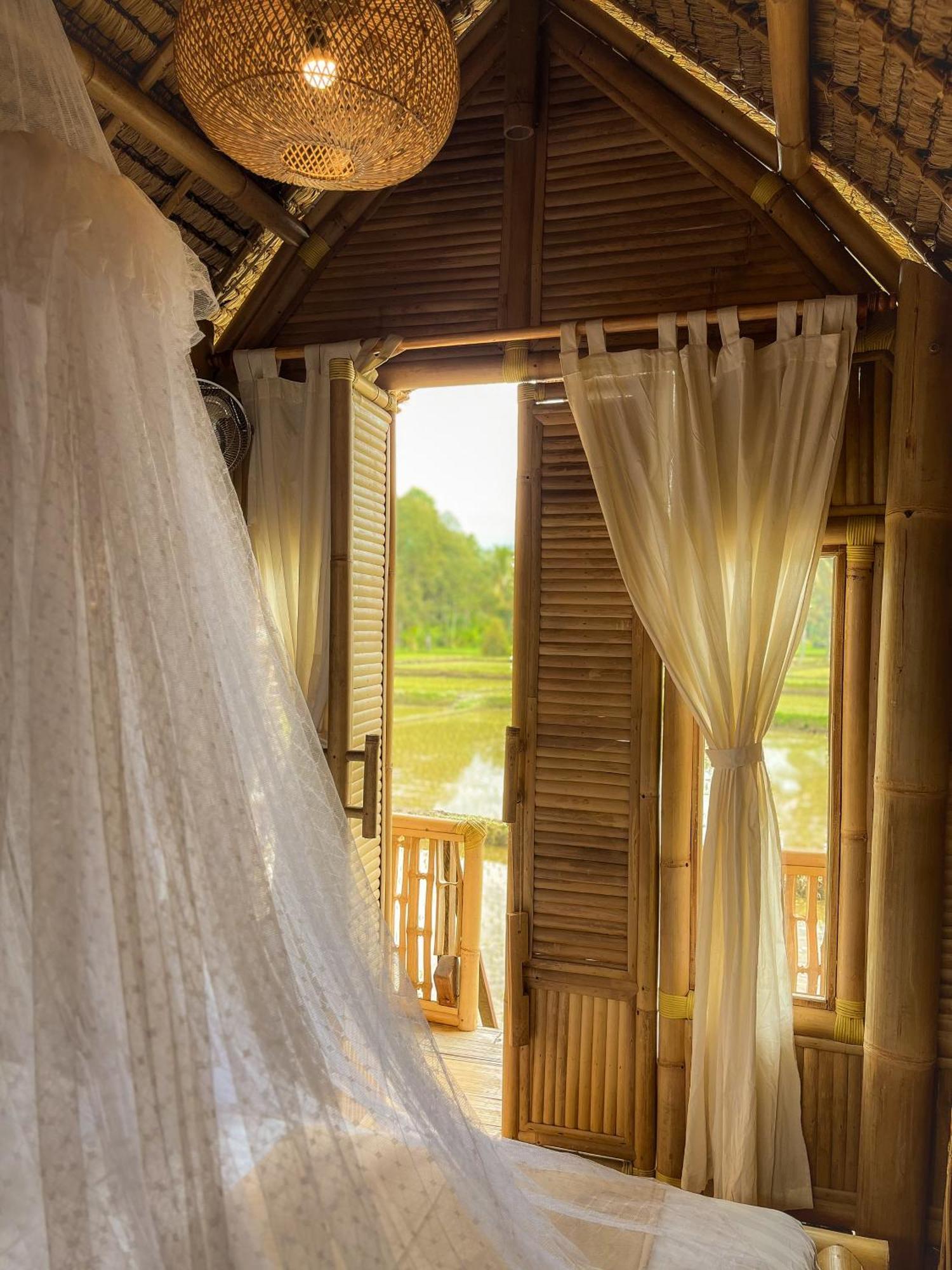 Kawig Bamboo House - Ricefield View, Eco Bamboo Home Tampaksiring ภายนอก รูปภาพ