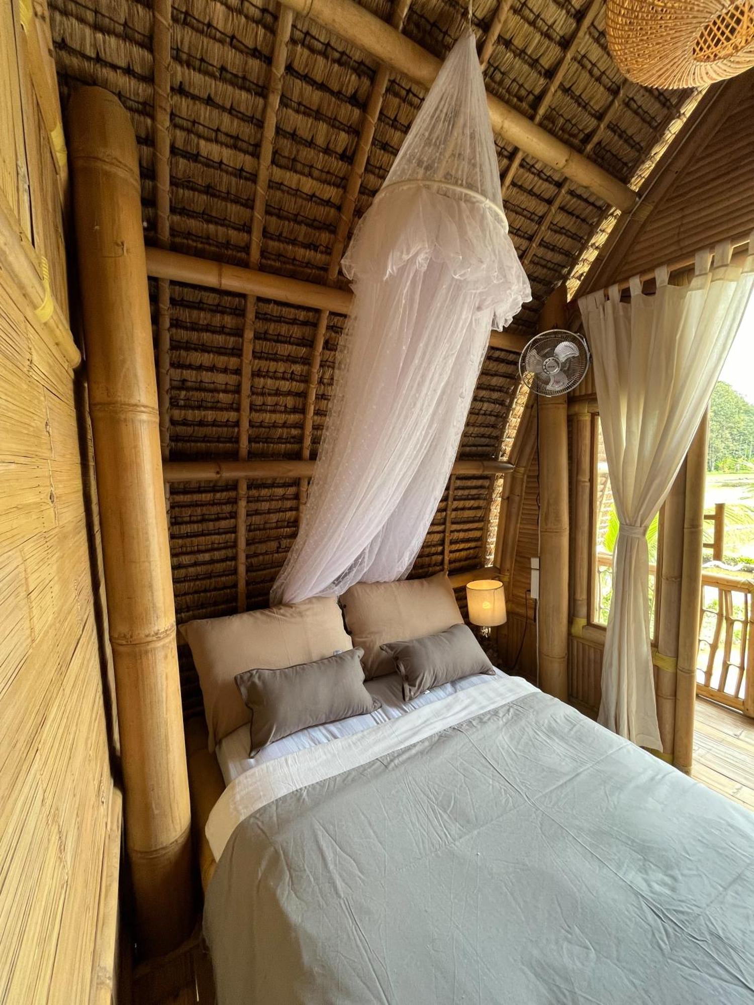 Kawig Bamboo House - Ricefield View, Eco Bamboo Home Tampaksiring ภายนอก รูปภาพ