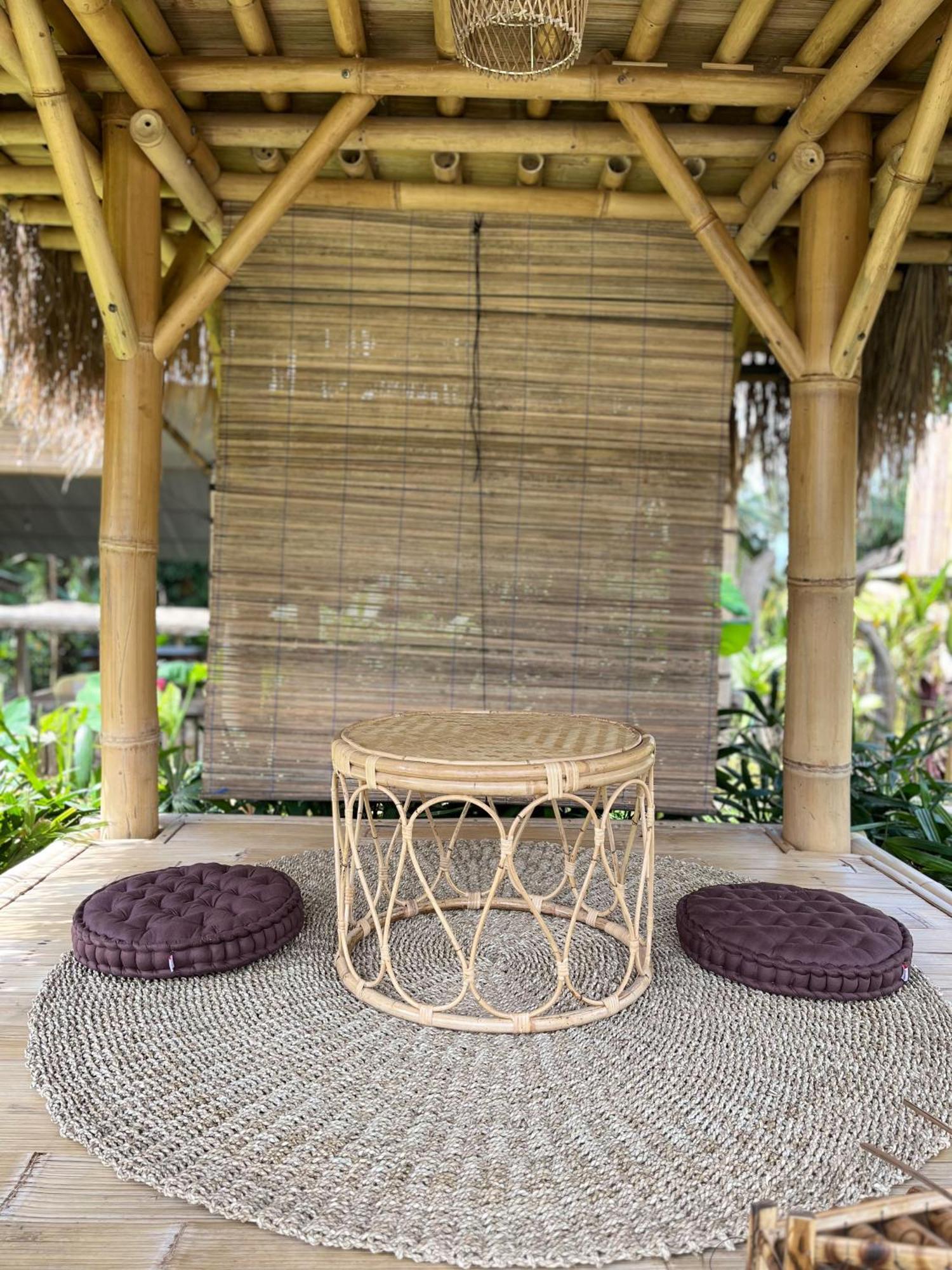 Kawig Bamboo House - Ricefield View, Eco Bamboo Home Tampaksiring ภายนอก รูปภาพ