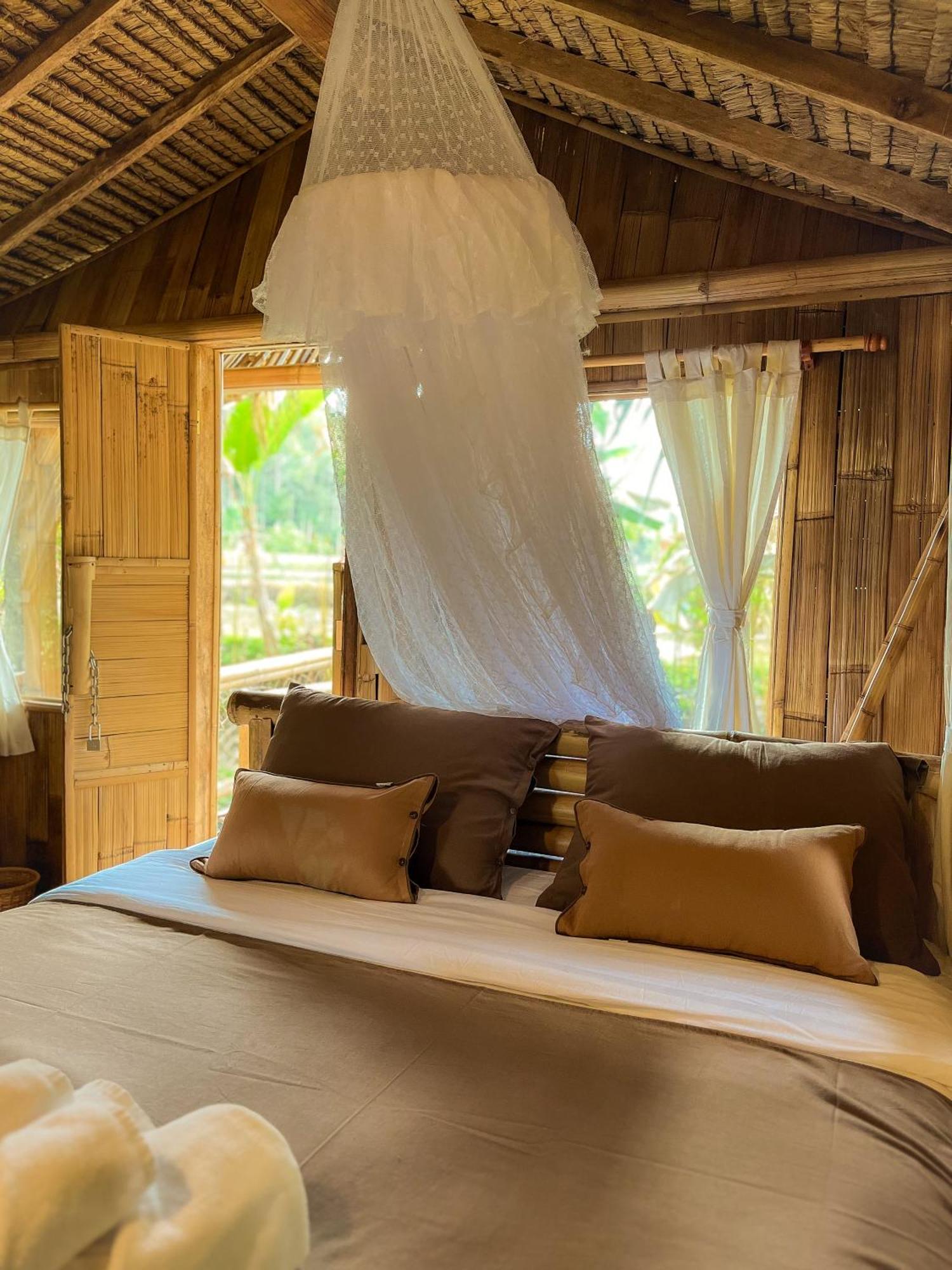 Kawig Bamboo House - Ricefield View, Eco Bamboo Home Tampaksiring ภายนอก รูปภาพ