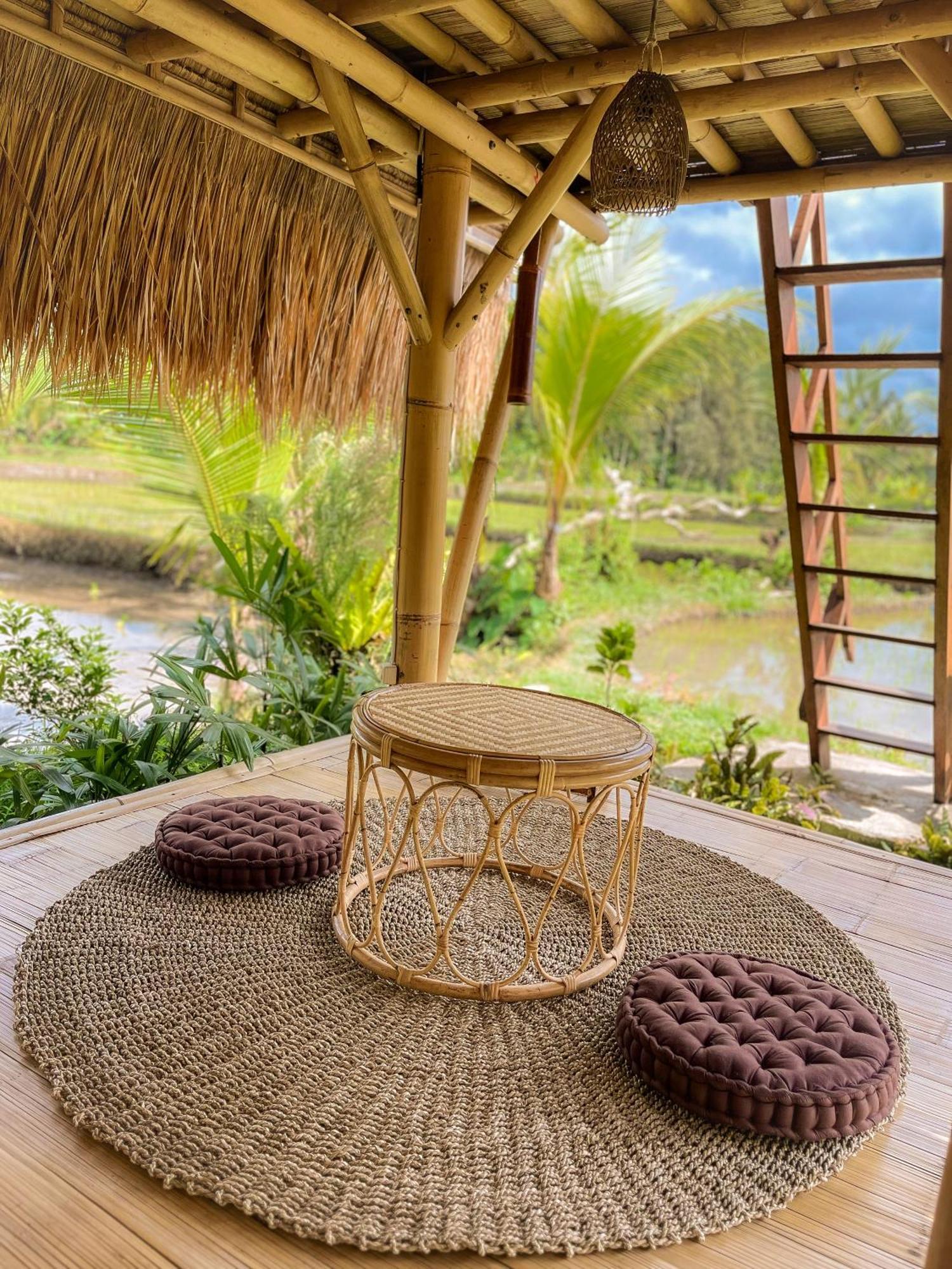 Kawig Bamboo House - Ricefield View, Eco Bamboo Home Tampaksiring ภายนอก รูปภาพ