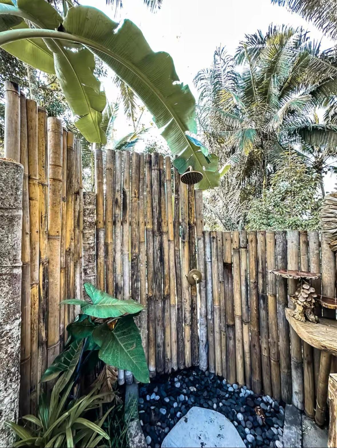 Kawig Bamboo House - Ricefield View, Eco Bamboo Home Tampaksiring ภายนอก รูปภาพ
