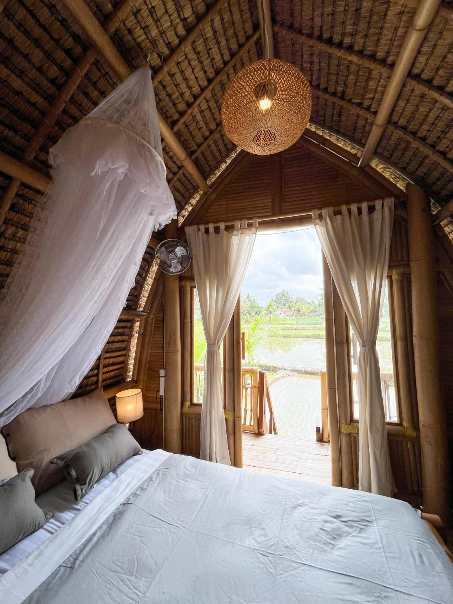 Kawig Bamboo House - Ricefield View, Eco Bamboo Home Tampaksiring ภายนอก รูปภาพ